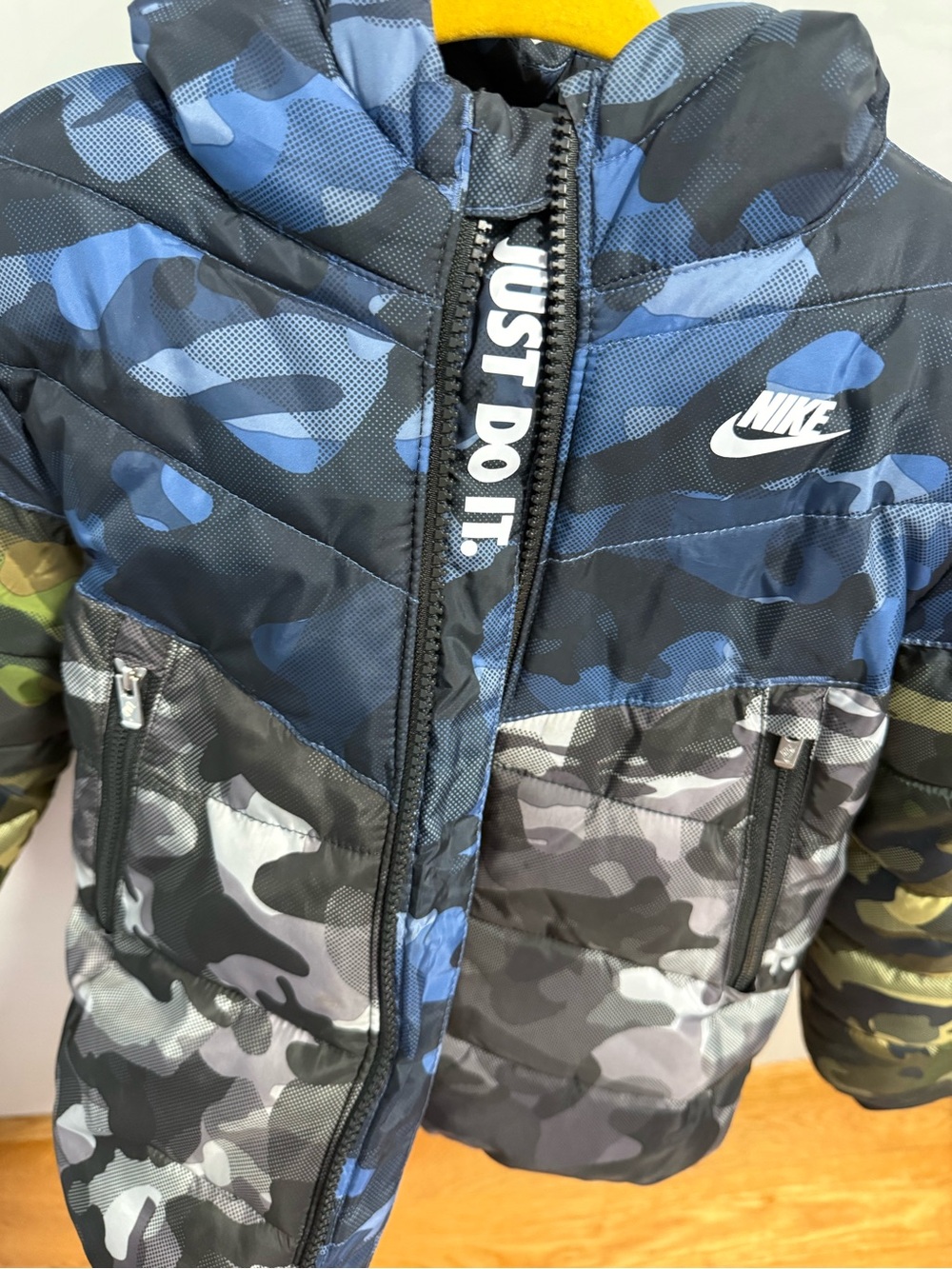 3-4T Nike Kids Camo Colorblock Puffer Jacket - Picture 7 of 9